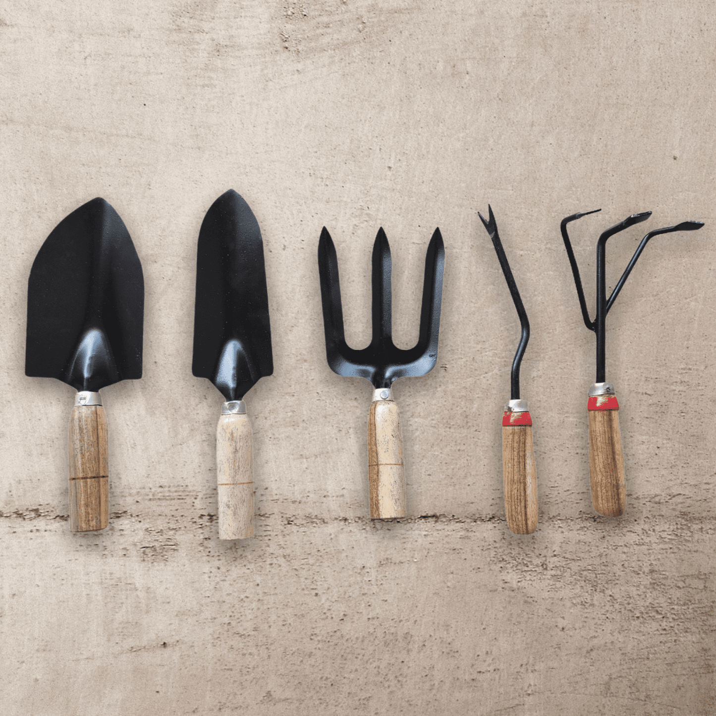 Gardening Toolkit with Wooden Handle - 5 tools
